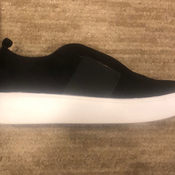 Steve Madden Slip On Shoe - Picture 5 of 5